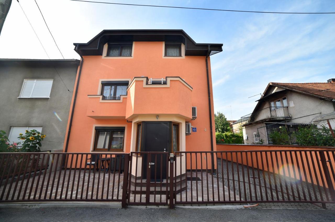Apartment Ana ザグレブ エクステリア 写真